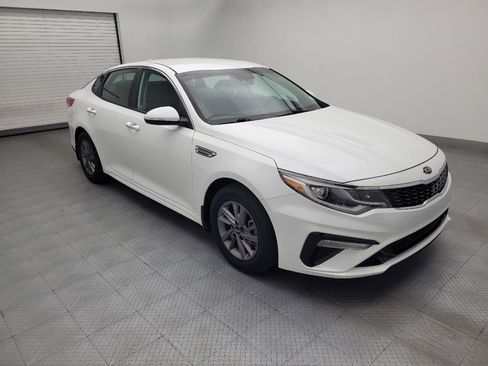 Used 2020 Kia Optima LX FWD image 11