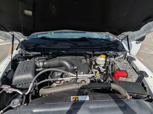 Used 2017 RAM 1500 Express w/ Express Value Package AWD/4WD image 23
