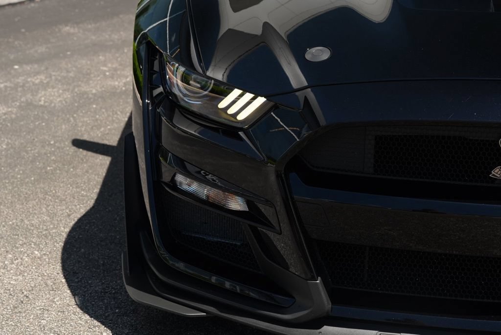 Used 2022 Ford Mustang Shelby GT500 w/ Technology Package RWD image 24