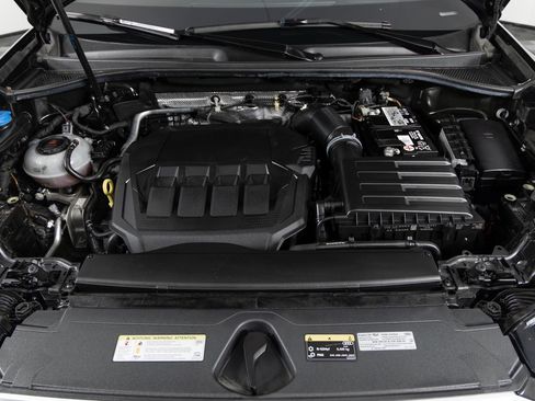 Used 2020 Audi Q3 2.0T Premium Plus w/ Premium Plus Package image 40