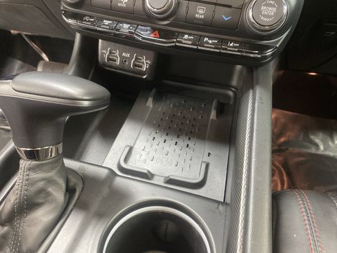 Used 2025 Dodge Durango GT AWD/4WD image 22