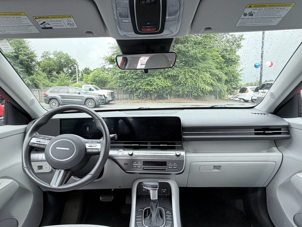 Used 2024 Hyundai Kona SEL FWD image 10