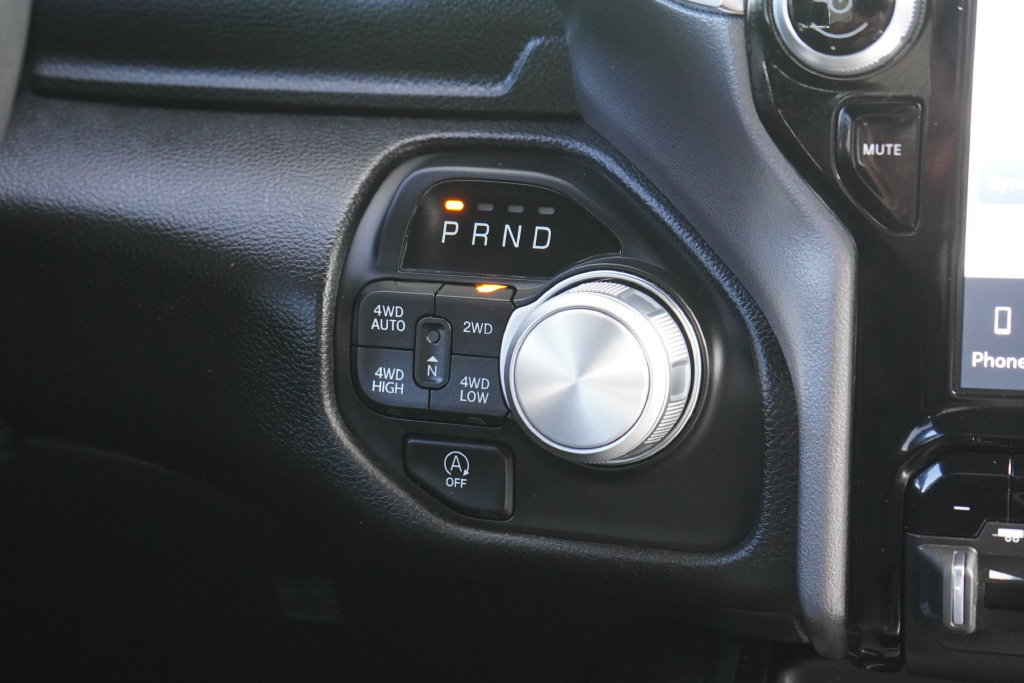 Used 2024 RAM 1500 Laramie AWD/4WD image 22