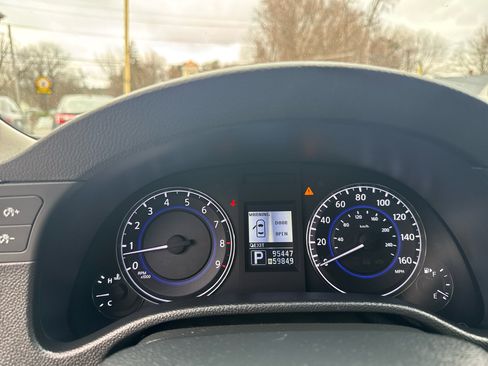 Used 2013 INFINITI G37 x Sedan w/ Premium Pkg image 32