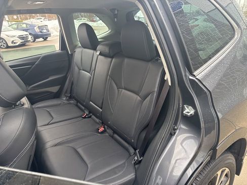 Used 2023 Subaru Forester Limited image 20
