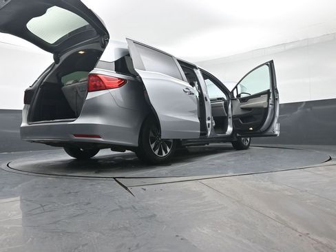 Used 2024 Honda Odyssey EX-L image 54