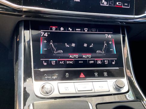 Used 2025 Audi Q8 Prestige AWD/4WD image 14