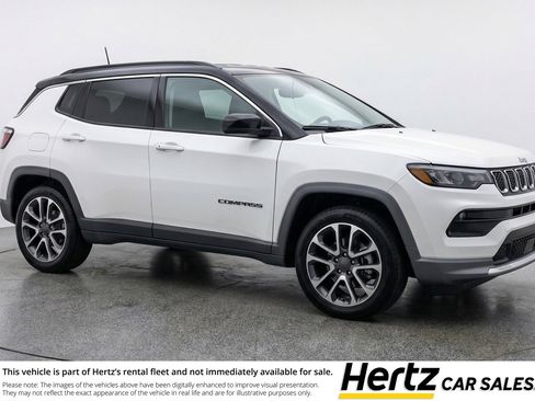 Used 2025 Jeep Compass Trailhawk image 1