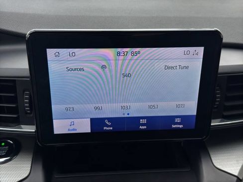 Used 2020 Ford Explorer XLT w/ Equipment Group 202A AWD/4WD image 22