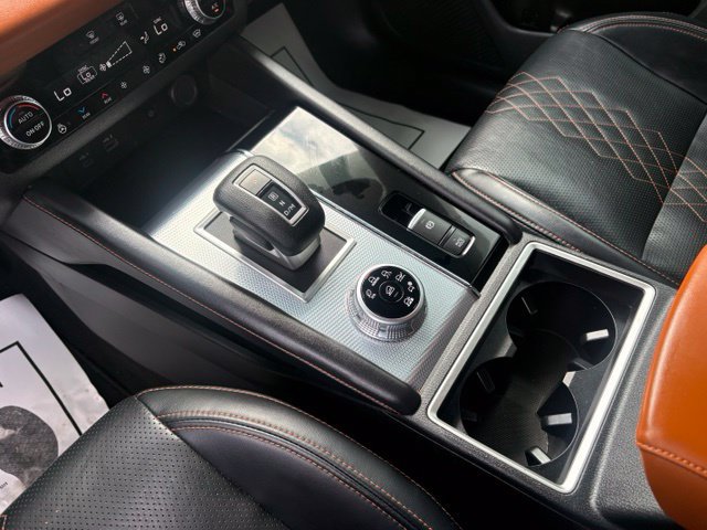 Used 2024 Mitsubishi Outlander SEL AWD/4WD image 20