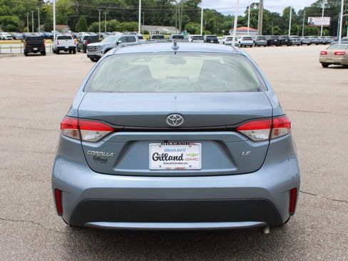 Used 2022 Toyota Corolla LE FWD image 18