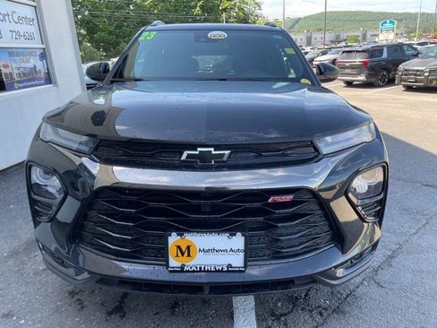 Used 2023 Chevrolet TrailBlazer RS w/ Technology Package AWD/4WD image 7