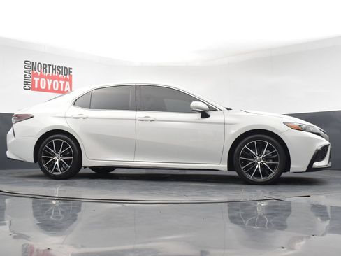 Used 2024 Toyota Camry SE FWD image 28