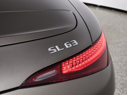 Used 2022 Mercedes-Benz SL 63 AMG SL 63 AMG image 17