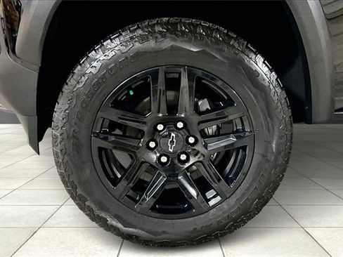 Certified 2024 Chevrolet Colorado Trail Boss w/ Technology Package image 10