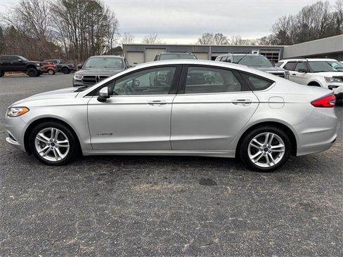 Used 2018 Ford Fusion S image 23