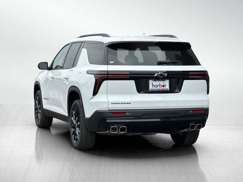 New 2025 Chevrolet Traverse LT w/ Enhanced Driving Package image 6