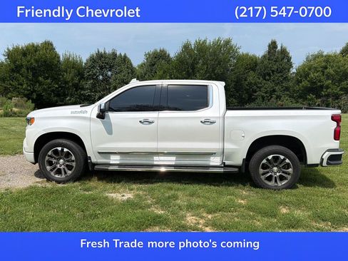 Certified 2022 Chevrolet Silverado 1500 High Country w/ Technology Package AWD/4WD image 1