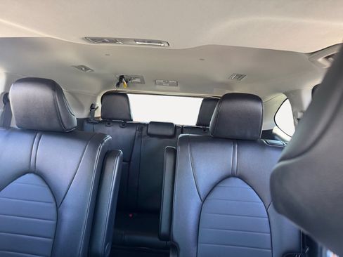 New 2026 Toyota Highlander XLE AWD/4WD image 13