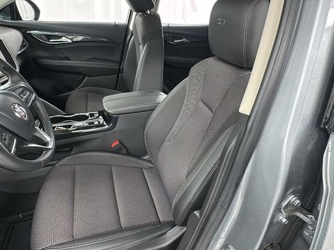 Used 2023 Buick Envision Preferred w/ Sport Touring Package AWD/4WD image 10