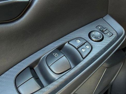 New 2025 Nissan Sentra S image 18