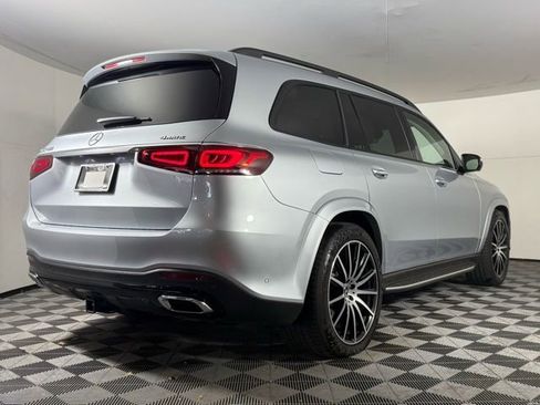 Used 2022 Mercedes-Benz GLS 450 4MATIC image 7