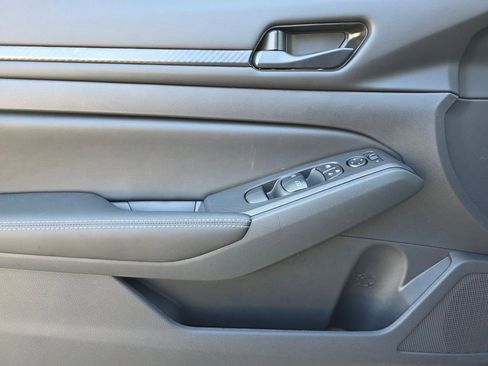 New 2026 Nissan Altima 2.5 SV image 12