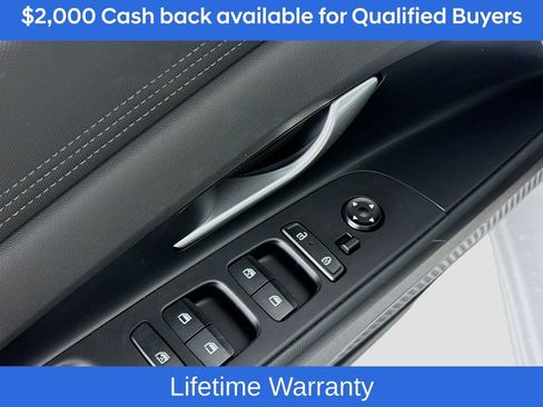 New 2026 Hyundai Elantra Limited image 18