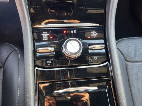 Used 2023 Jeep Grand Cherokee Overland image 18