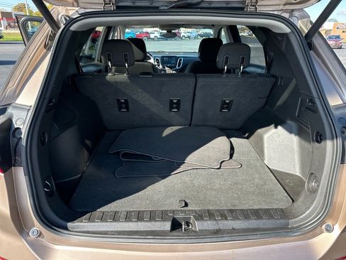 Used 2018 Chevrolet Equinox LT image 18