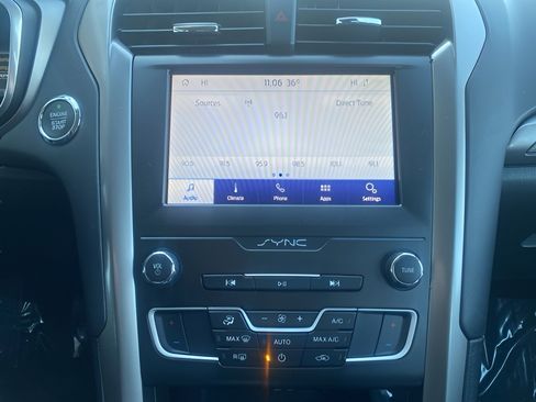 Certified 2020 Ford Fusion SE image 20