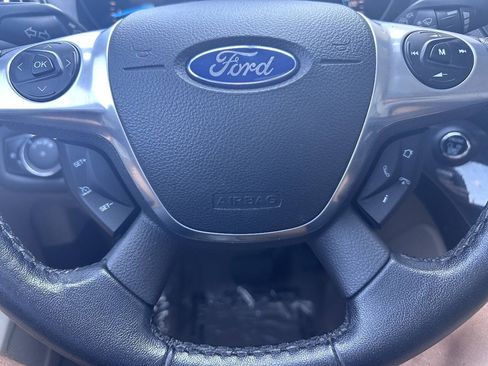 Used 2014 Ford Escape Titanium w/ Equipment Group 401A AWD/4WD image 20