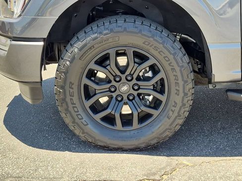 Used 2022 Ford F150 XLT w/ Equipment Group 302A High AWD/4WD image 10