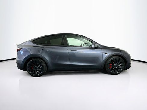 Used 2022 Tesla Model Y Performance AWD/4WD image 10