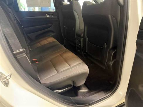 Certified 2019 Jeep Grand Cherokee Laredo AWD/4WD image 26