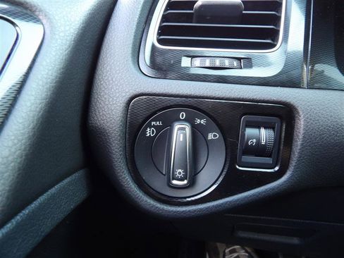 Used 2015 Volkswagen GTI S image 20