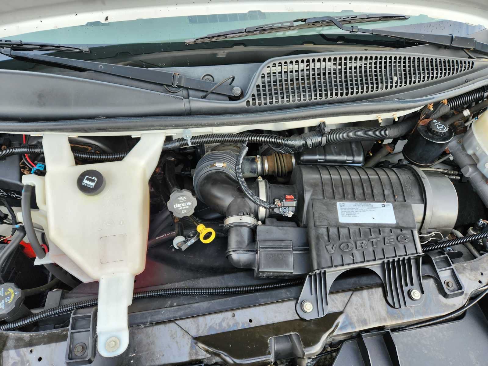 Used 2017 Chevrolet Express 2500 RWD image 17