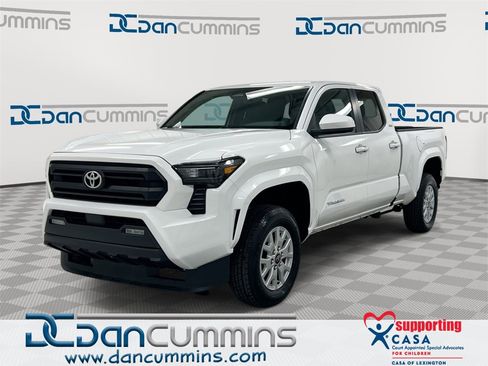 Used 2024 Toyota Tacoma SR5 image 1