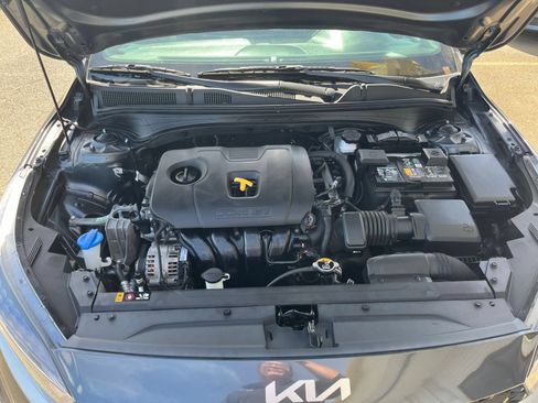 Used 2024 Kia Forte LXS FWD image 29