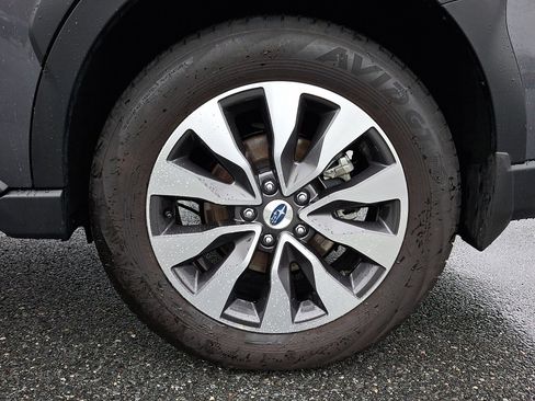 Certified 2025 Subaru Outback Limited image 8