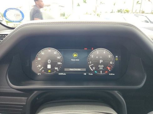 Used 2023 Land Rover Defender 110 X image 31