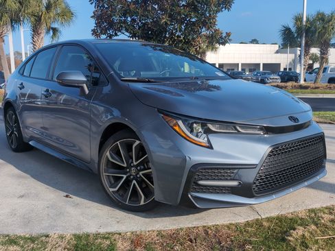 Certified 2022 Toyota Corolla SE image 2