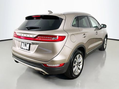 Used 2019 Lincoln MKC Select w/ Select Plus Package AWD/4WD image 5