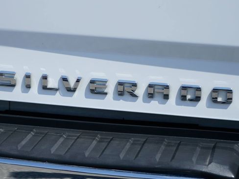 Used 2017 Chevrolet Silverado 1500 LT w/ Max Trailering Package RWD image 45