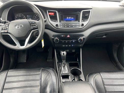 Used 2016 Hyundai Tucson SE w/ Option Group 02 FWD image 16
