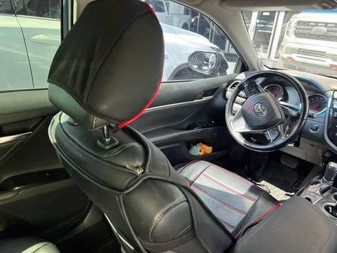 Used 2018 Toyota Camry XSE w/ Driver Assist Package FWD image 6