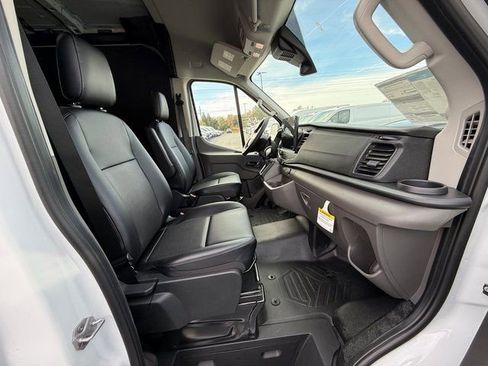 New 2026 Ford Transit 250 148 Medium Roof w/ Load Area Protection Package RWD image 30
