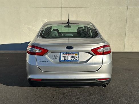 Used 2014 Ford Fusion S image 3