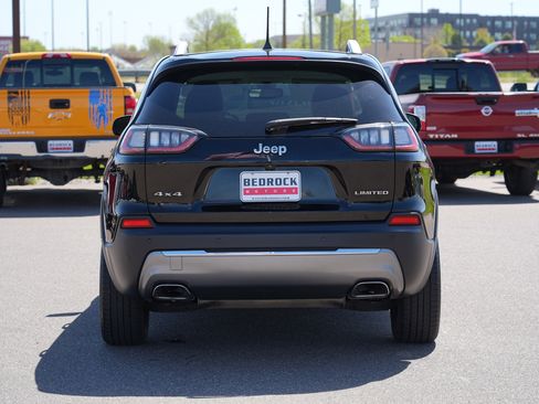 Used 2019 Jeep Cherokee Limited AWD/4WD image 4