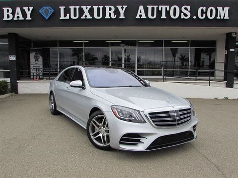 Used 2018 Mercedes-Benz S 560 Sedan image 1